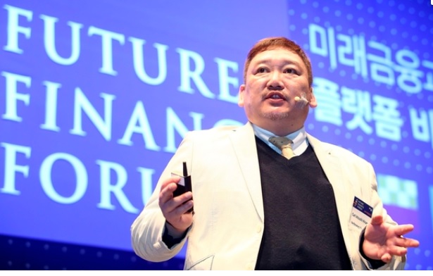 keynotespeakecarlhiranoplatformstrategyfuturefinanceforum